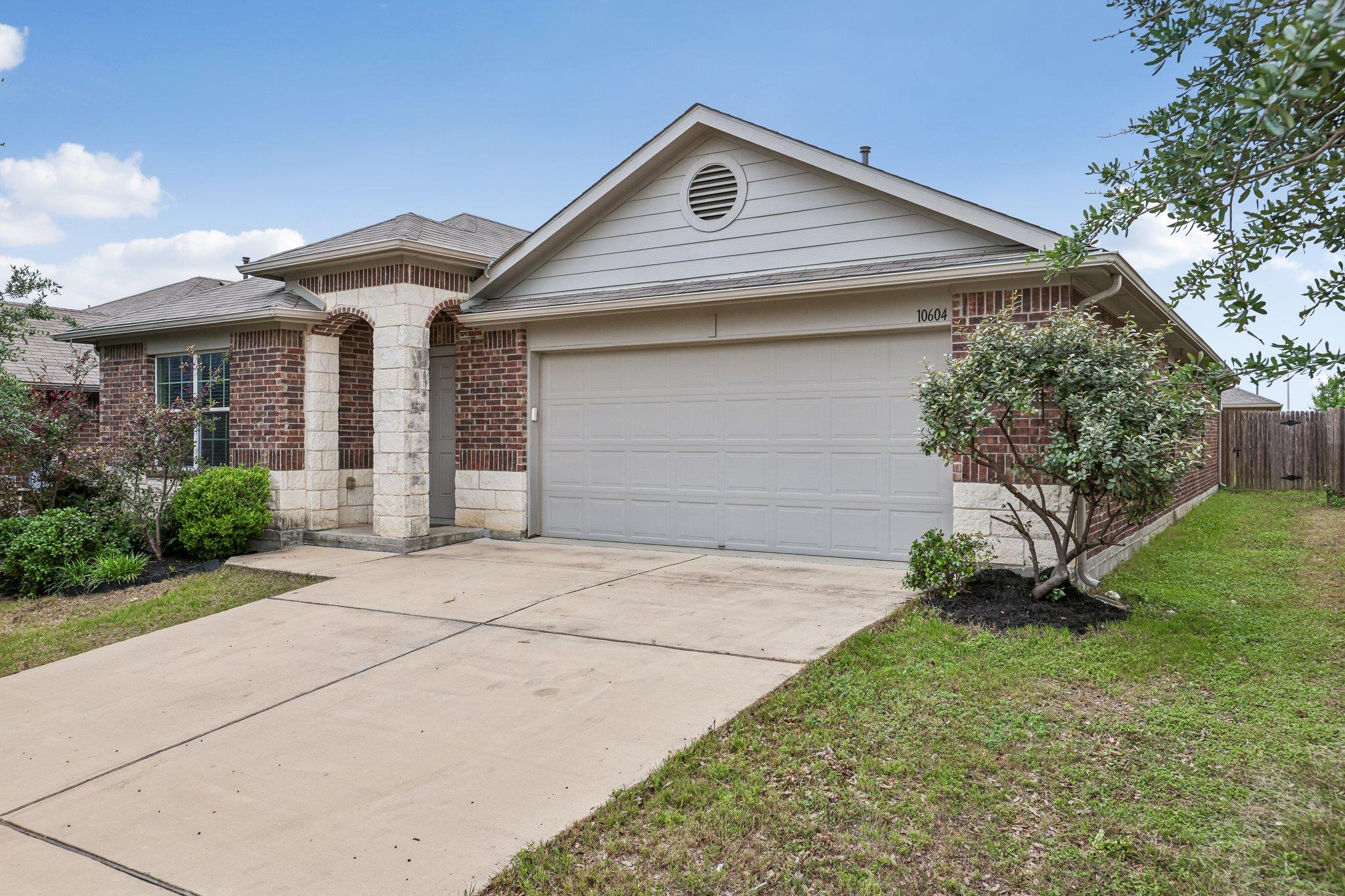 10604 Menominee Falls Ln Property Photo 1