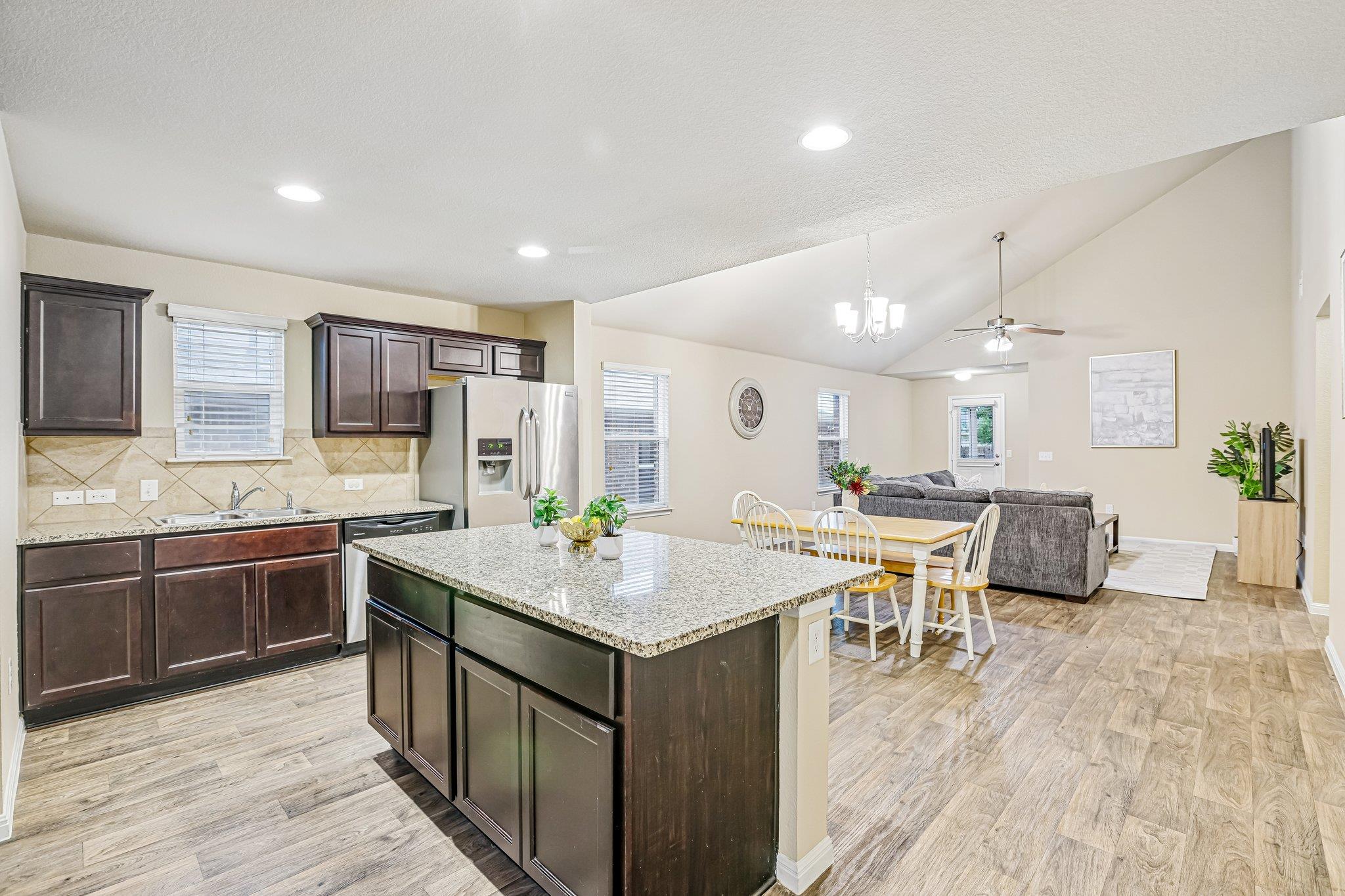 10604 Menominee Falls Ln Property Photo 8