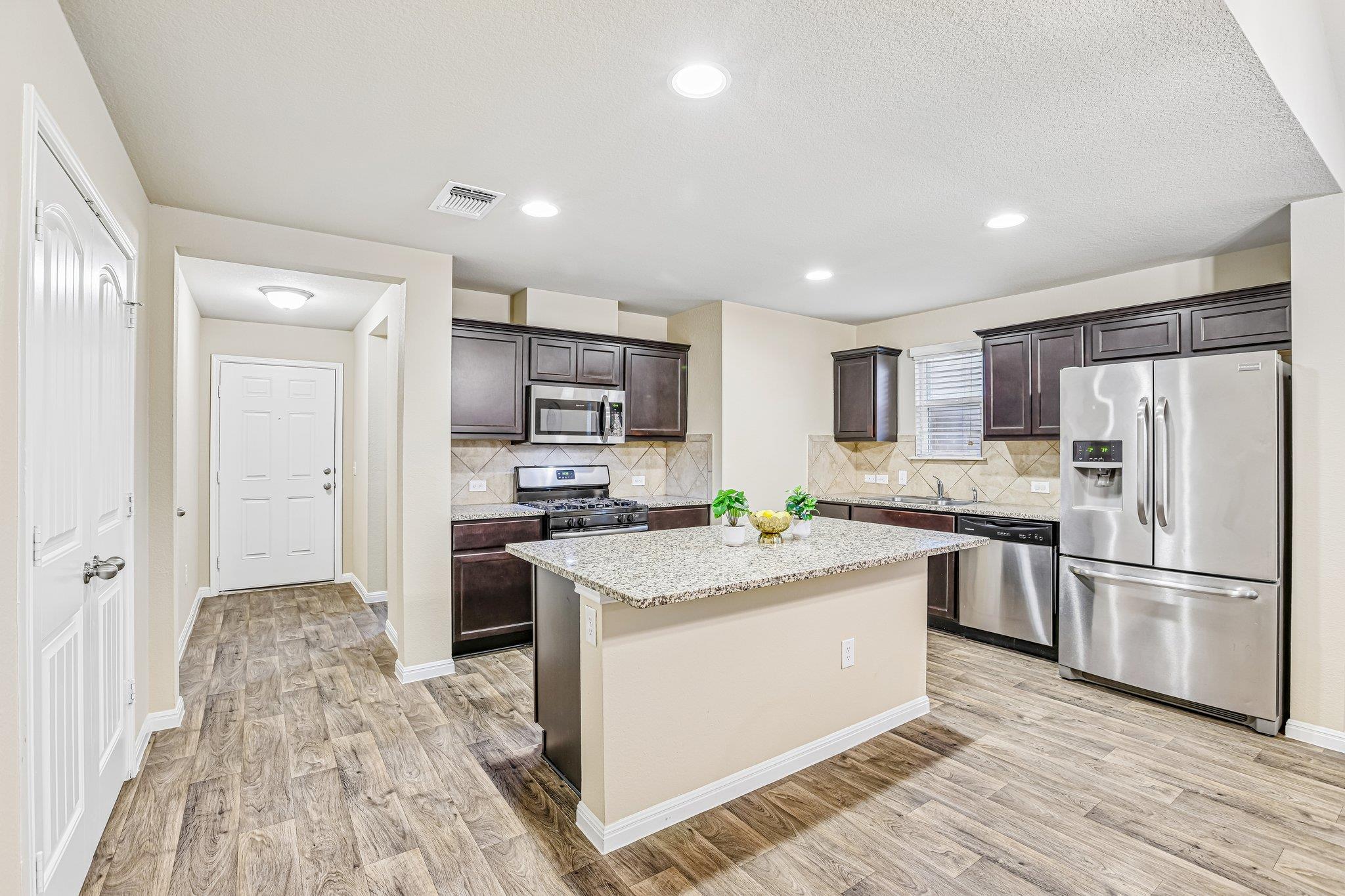 10604 Menominee Falls Ln Property Photo 9