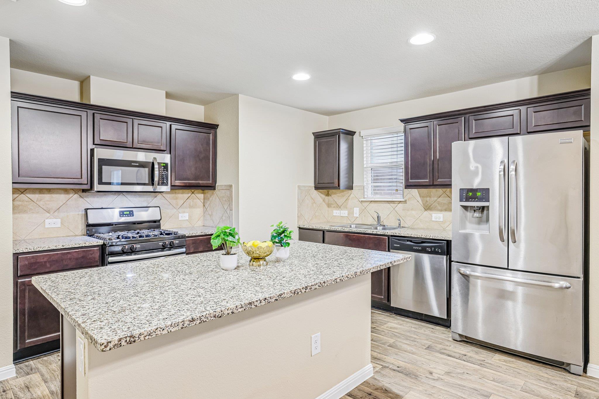 10604 Menominee Falls Ln Property Photo 10