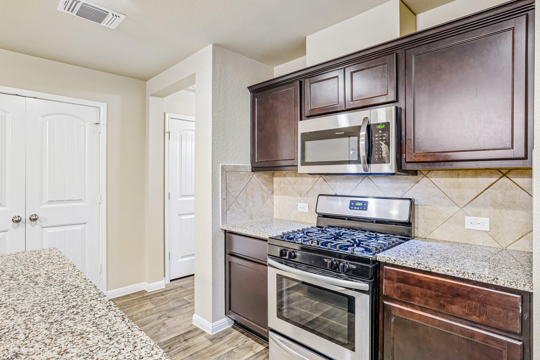10604 Menominee Falls Ln Property Photo 12