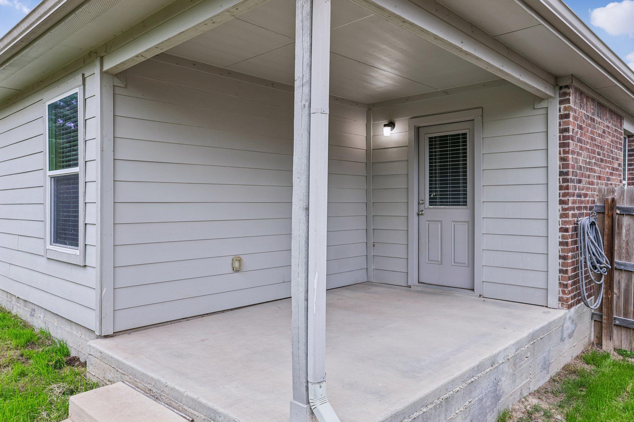 10604 Menominee Falls Ln Property Photo 37