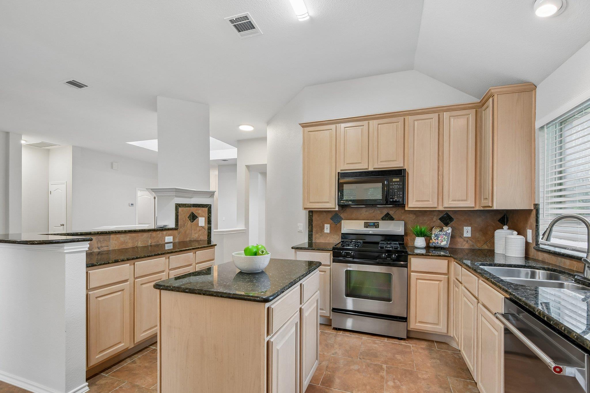 3903 Wharton Ct Property Photo 2