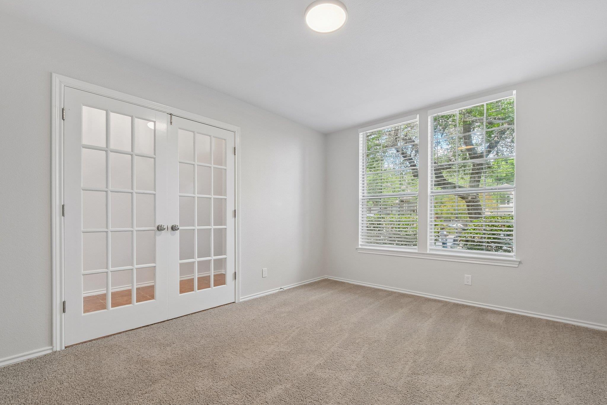 3903 Wharton Ct Property Photo 11