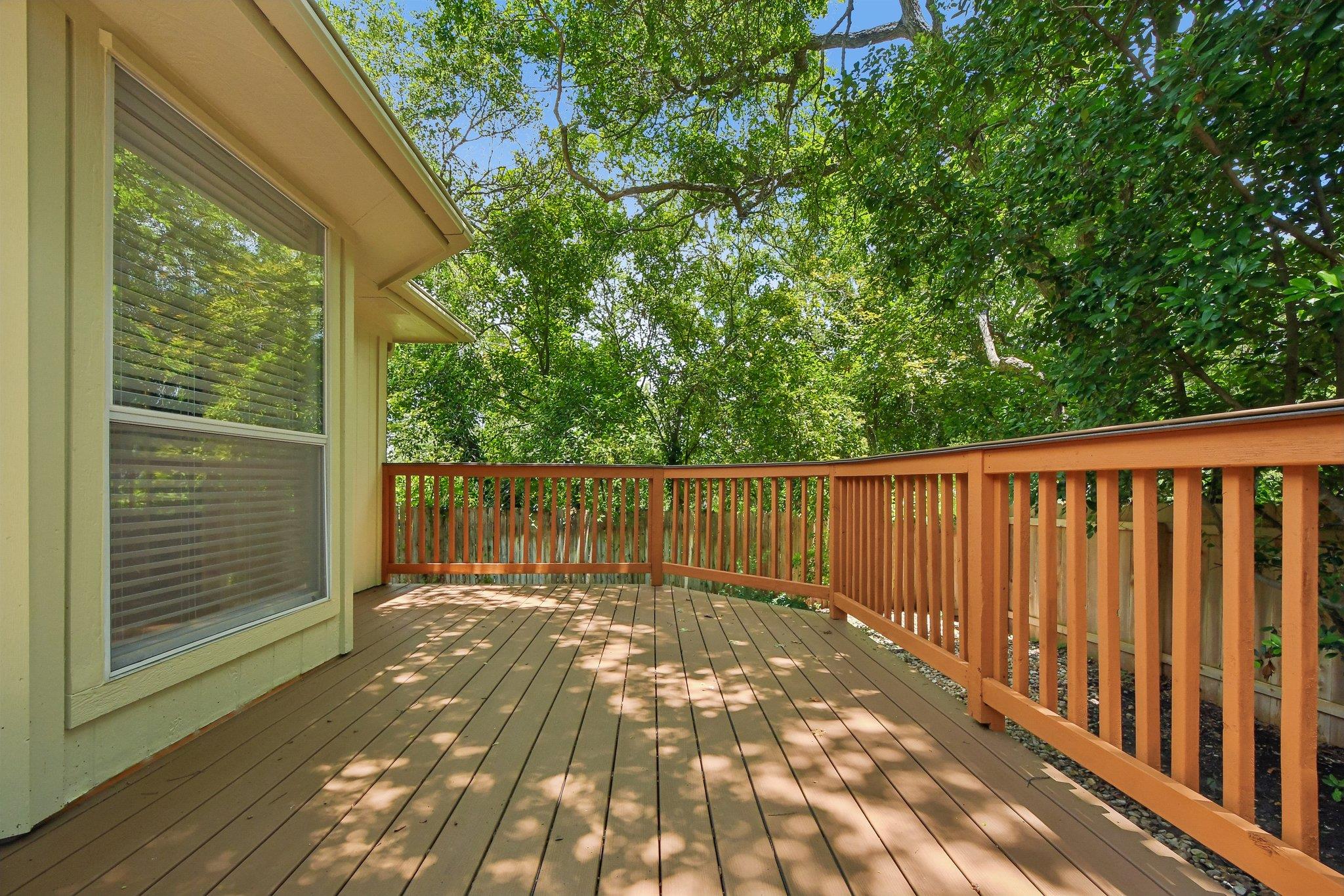 3903 Wharton Ct Property Photo 17