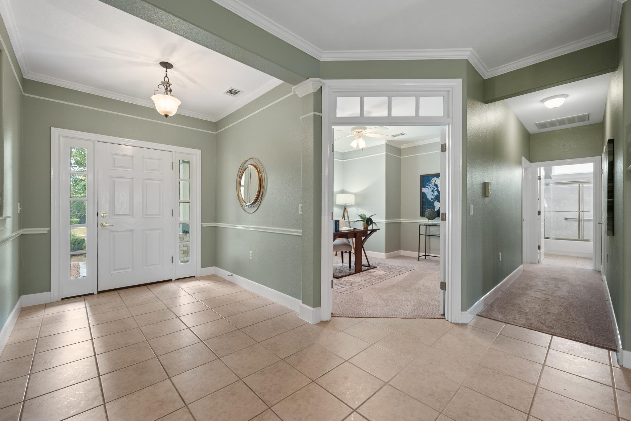 305 Rio Grande Loop Property Photo 9