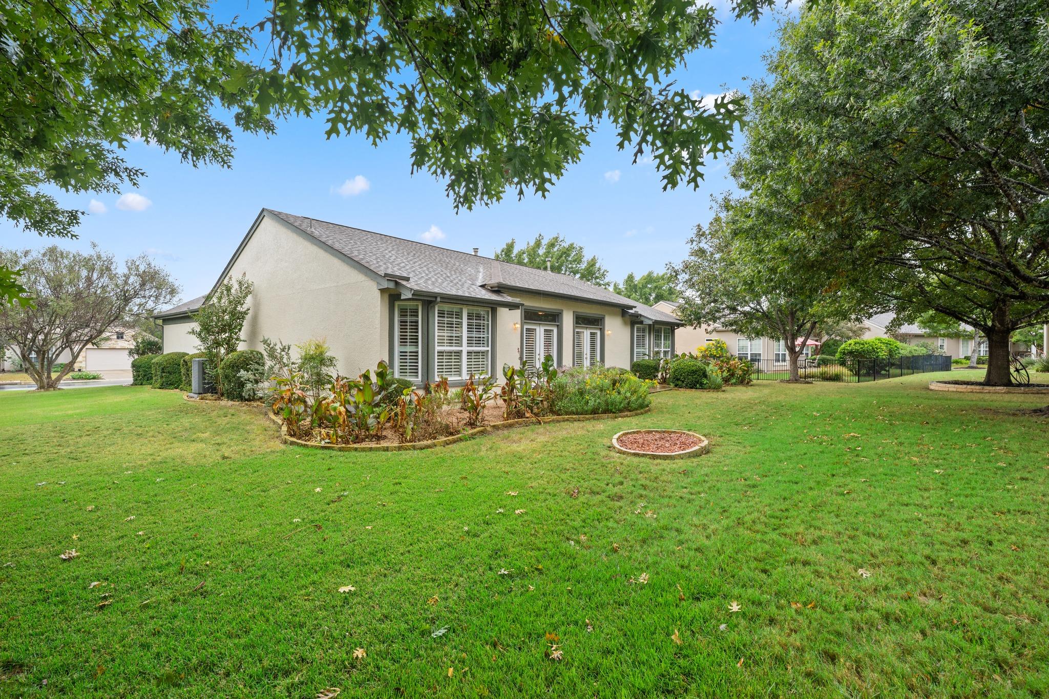 305 Rio Grande Loop Property Photo 33