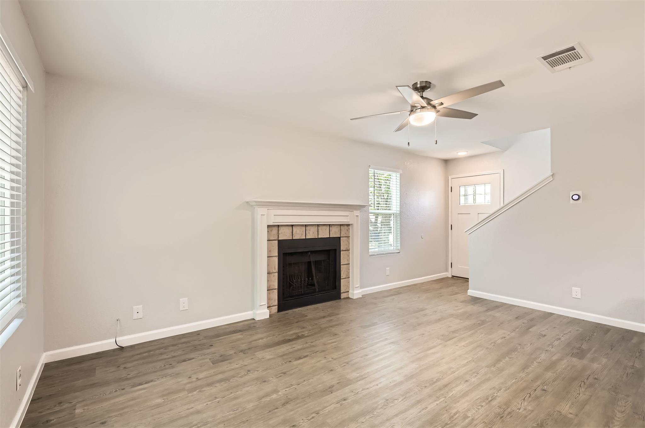 9201 Sedgemoor Trl #b Property Photo 2