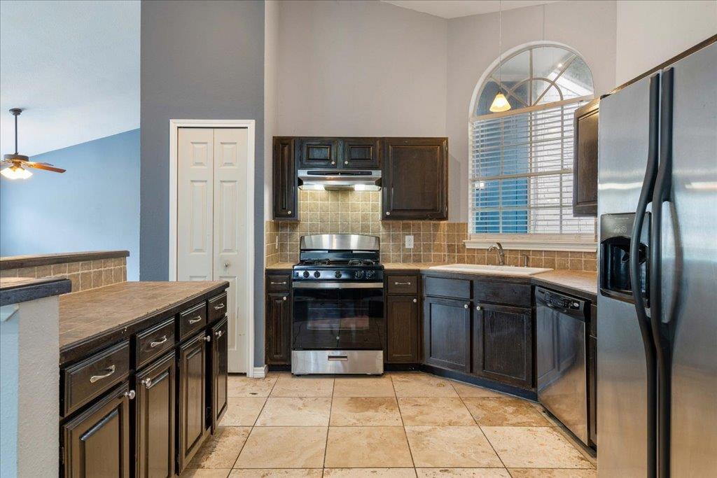 2205 Cedar Branch Dr Property Photo 13