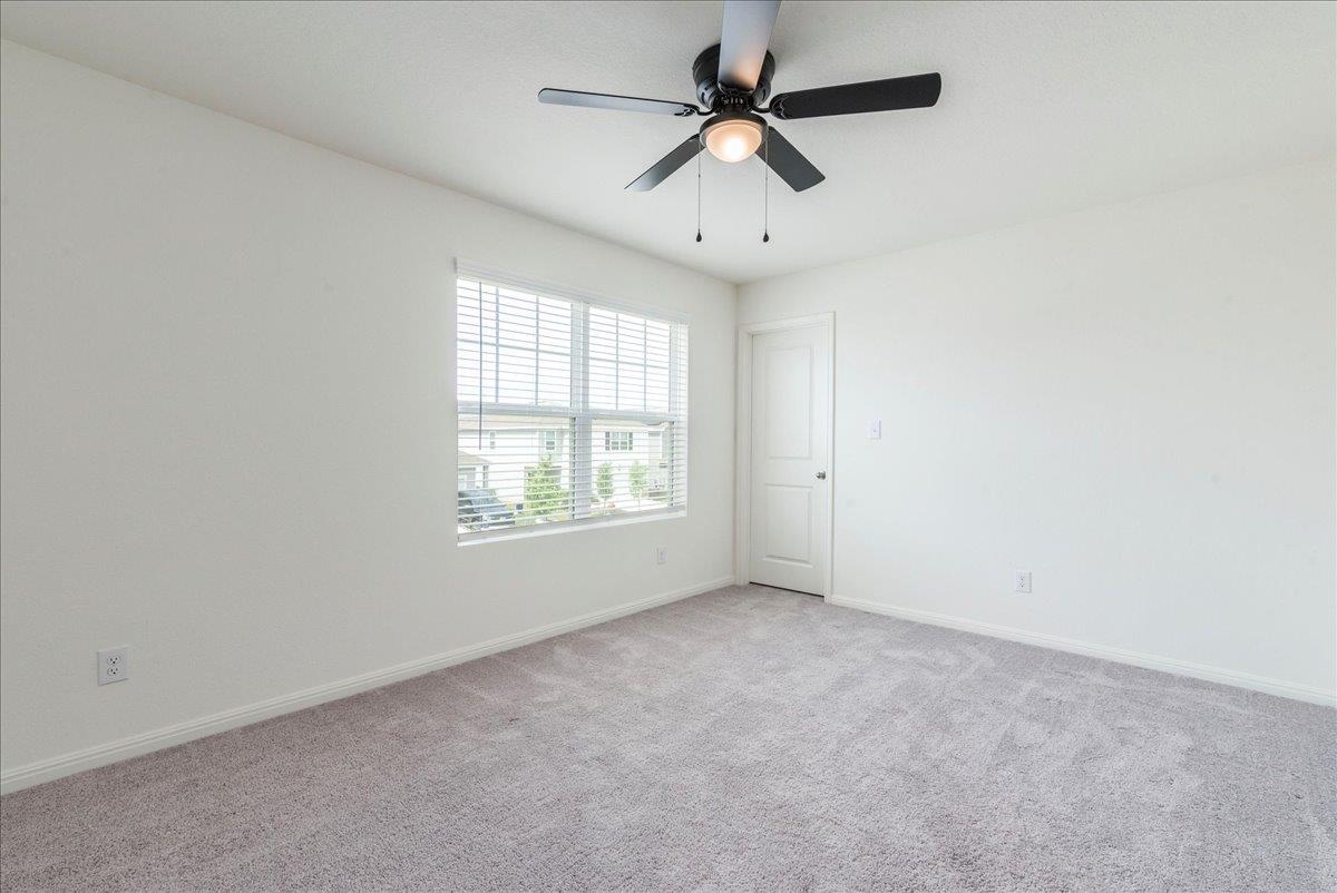 196 Thistle Ln Property Photo 22