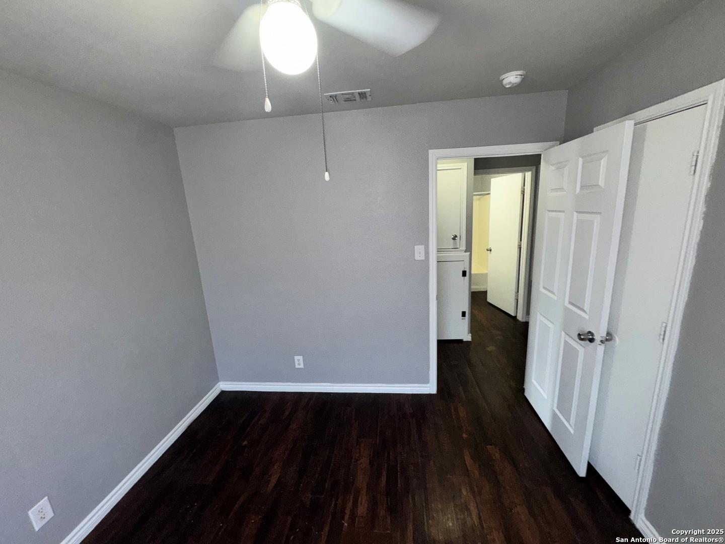 830 W Hutchins Pl #11 Property Photo 8