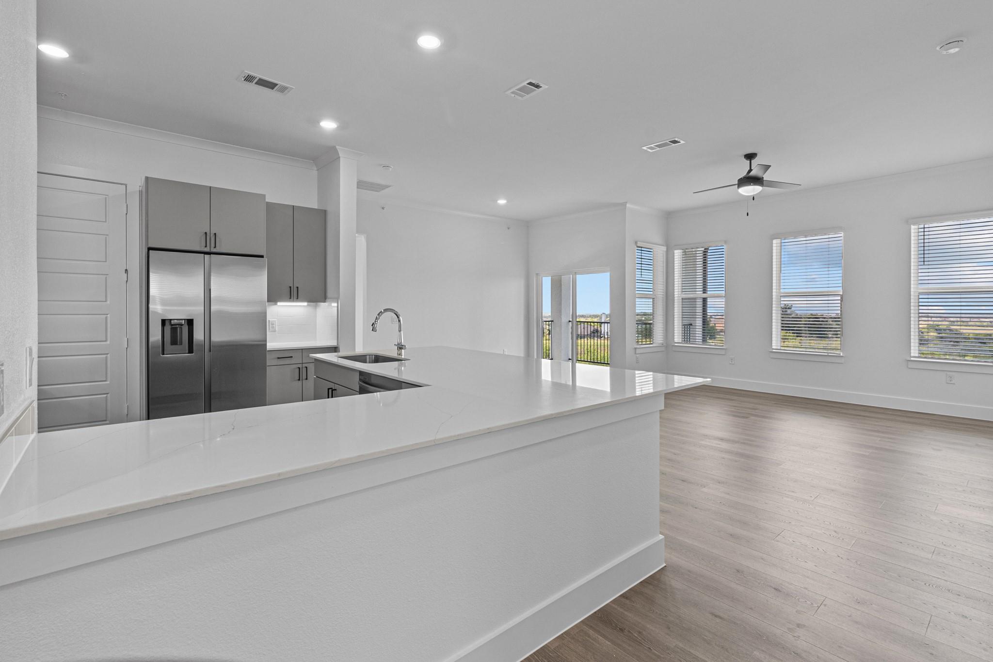 1664 Hillside Terrace None #6315 Property Photo 1