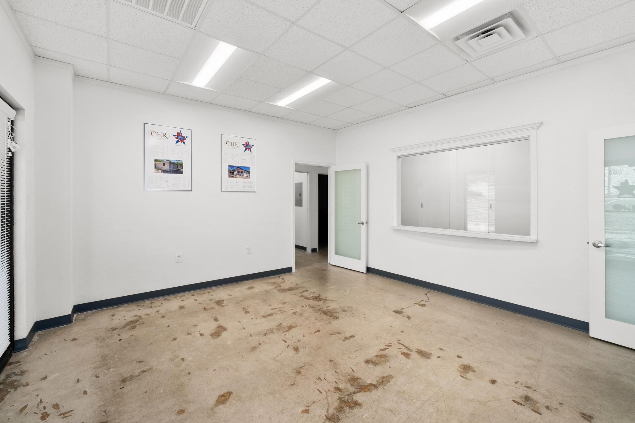 2312 Western Trails Blvd #d-402 Property Photo 5
