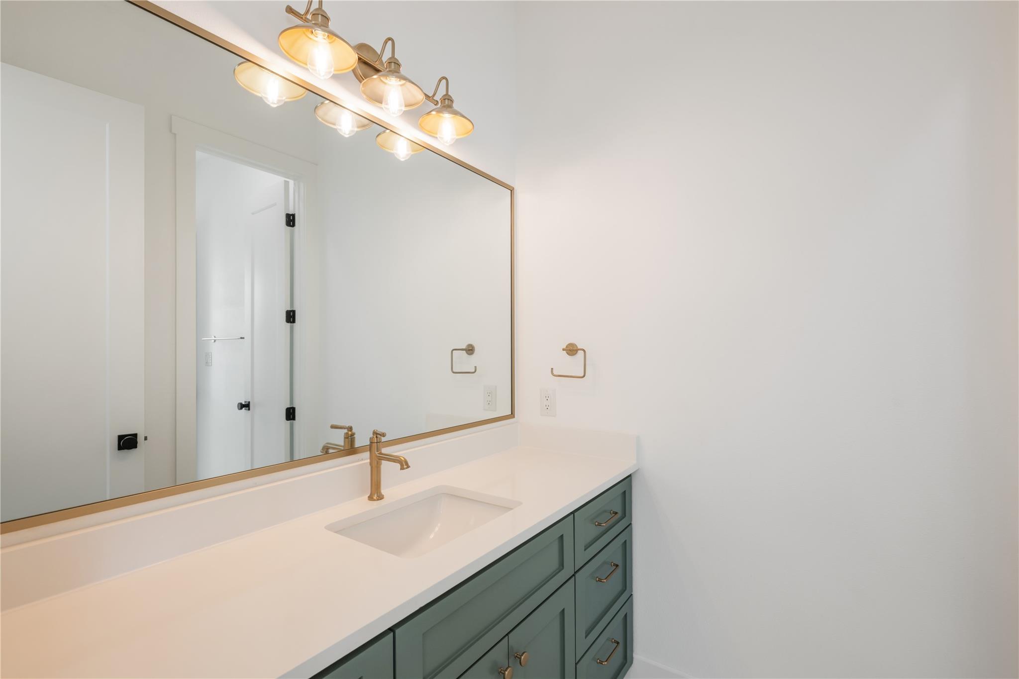 131 Hydrangea Dr Property Photo 26