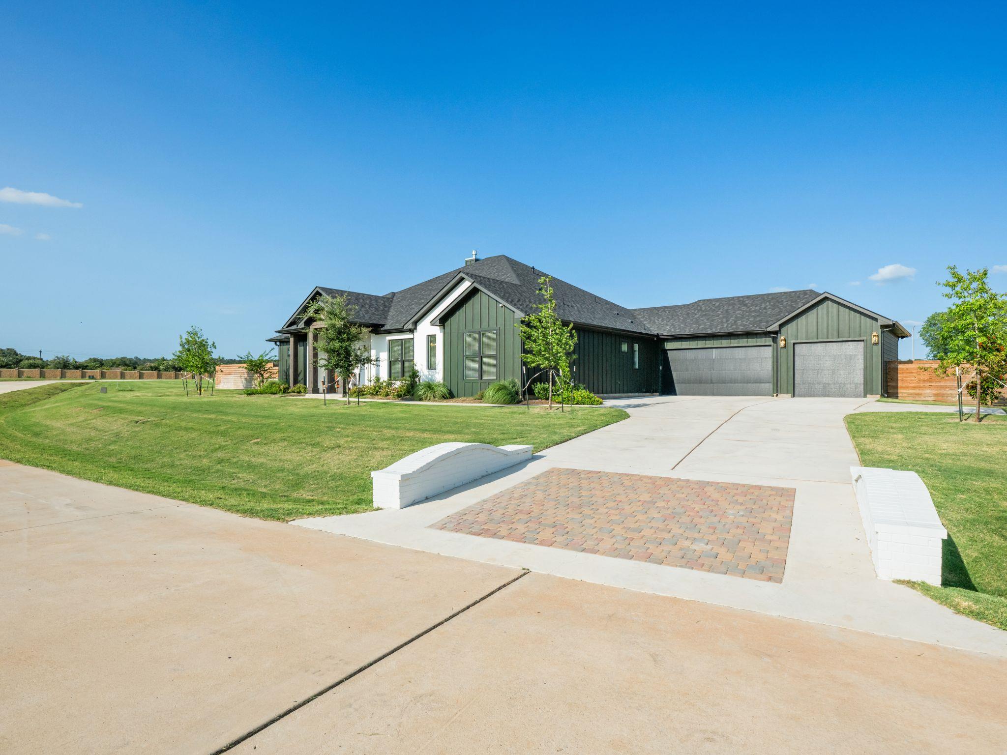 131 Hydrangea Dr Property Photo 38