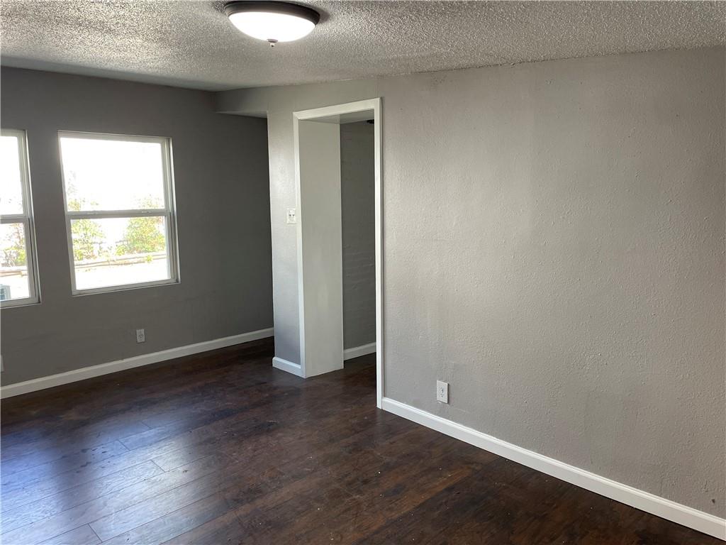 1507 Pease Rd 10 Property Photo 6