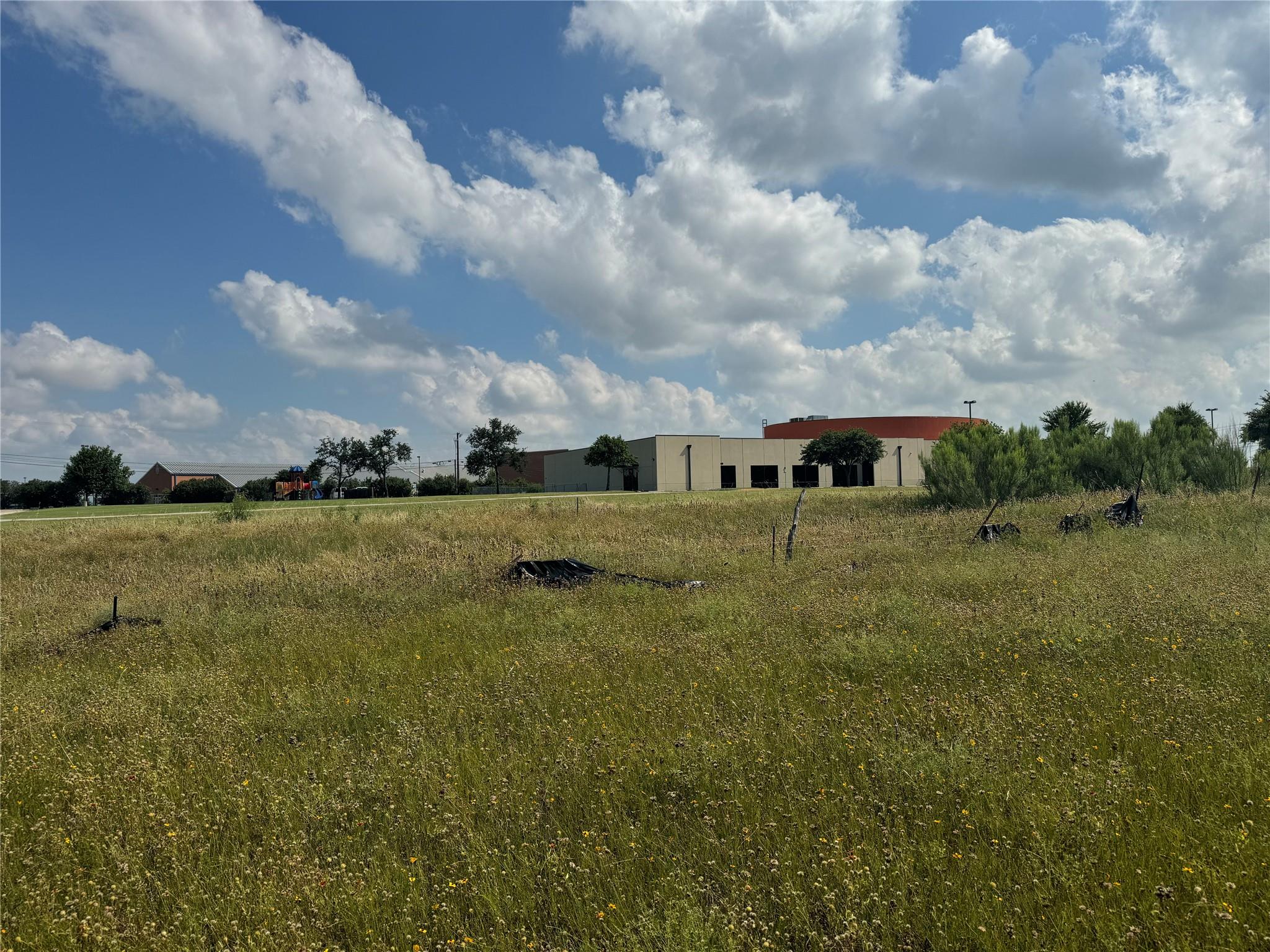 3000 Sunrise Rd Property Photo 14