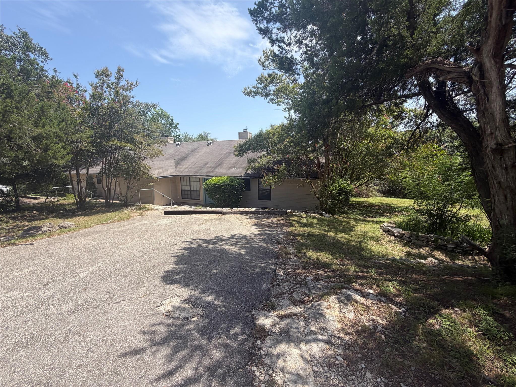 11101 Oak Branch Dr #a & B Property Photo 4