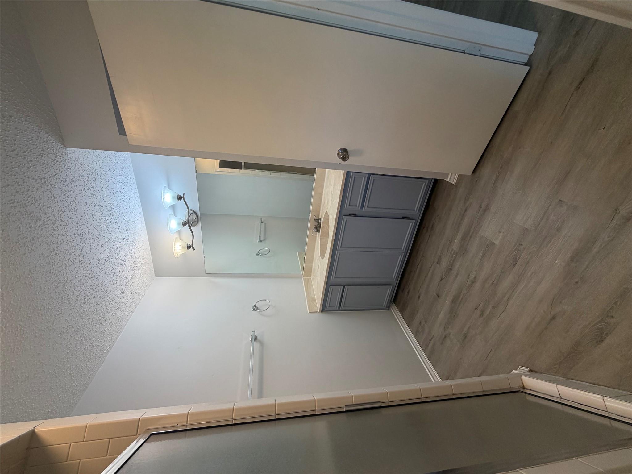 11101 Oak Branch Dr #a & B Property Photo 10