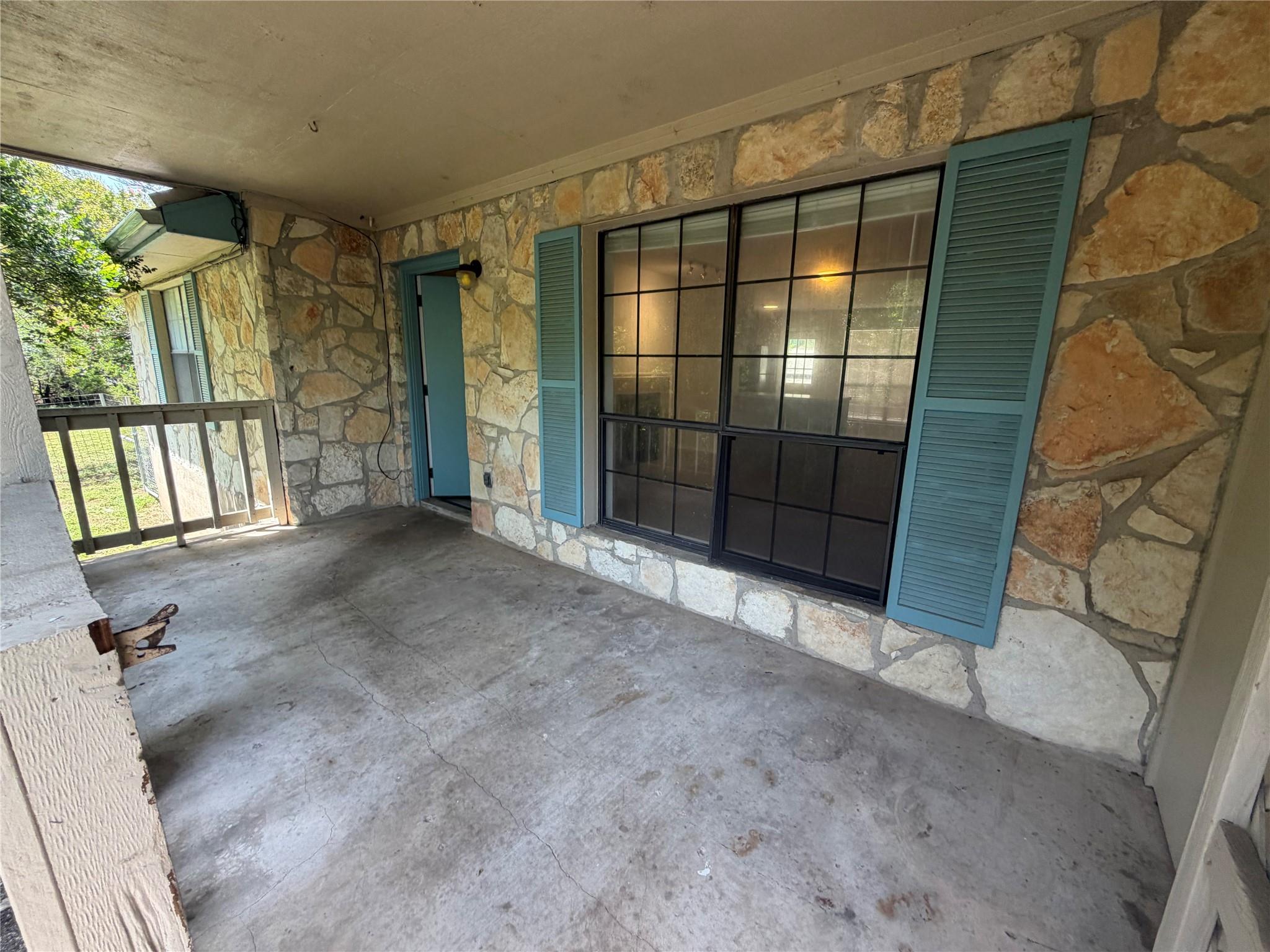 11101 Oak Branch Dr #a & B Property Photo 13