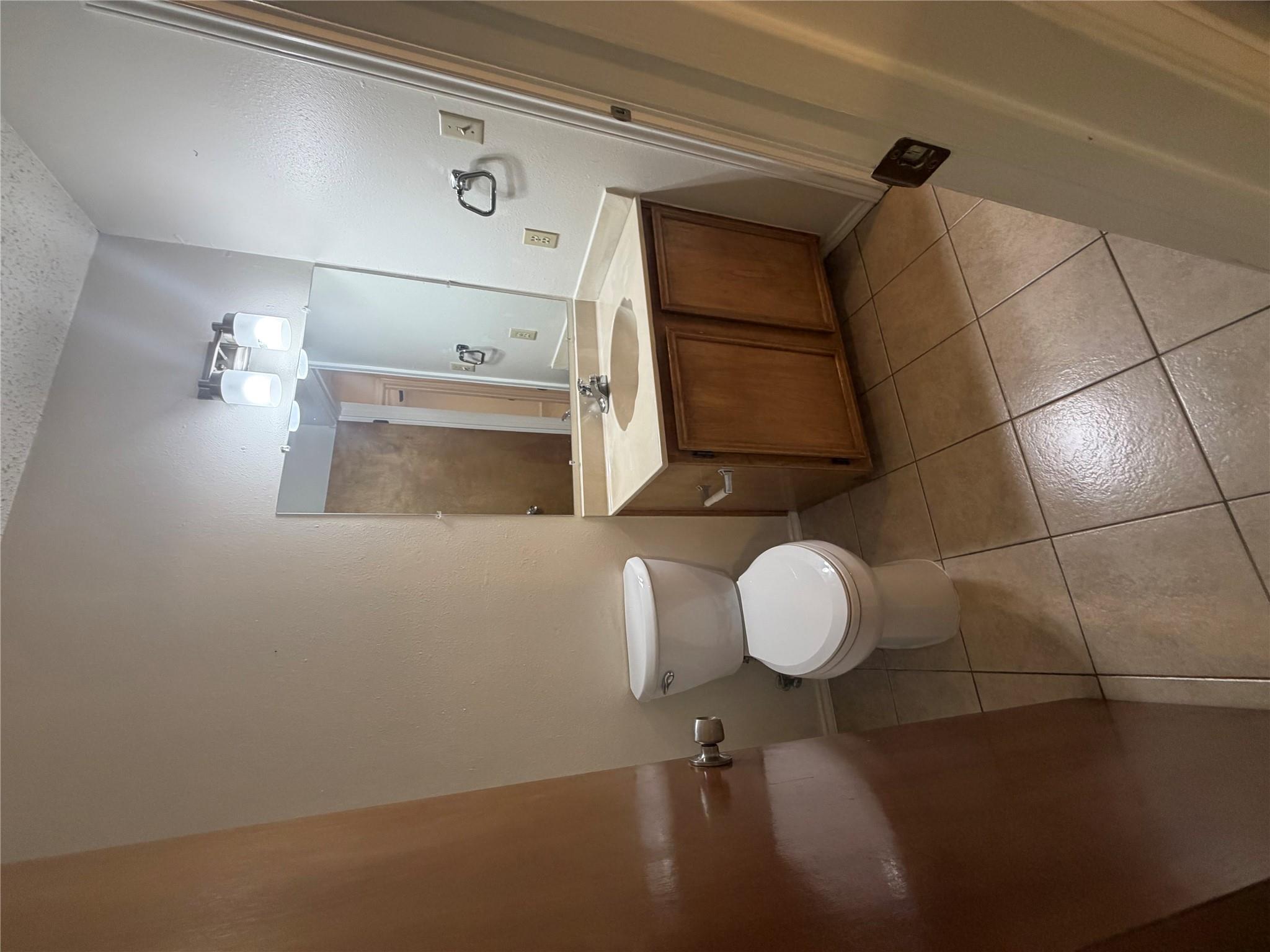 11101 Oak Branch Dr #a & B Property Photo 34