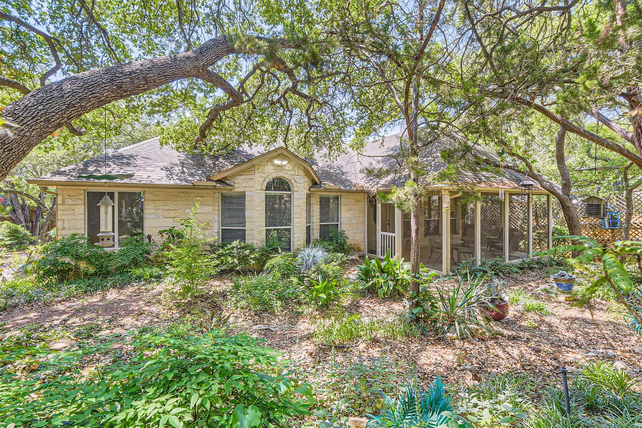 6817 Walebridge Ln Property Photo