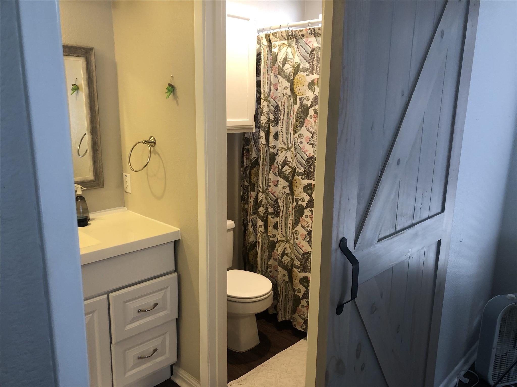 13357 Water Oak Ln A Property Photo 10