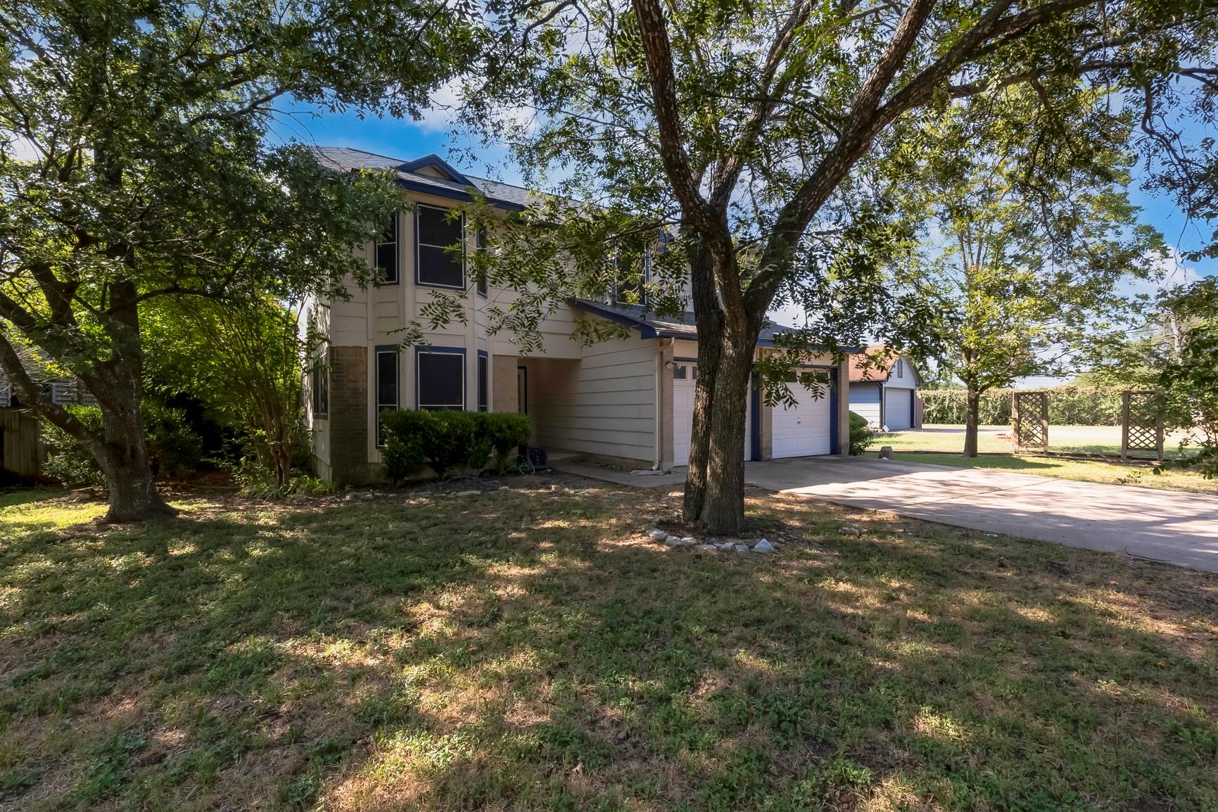 6415 Jennings Dr Property Photo 2