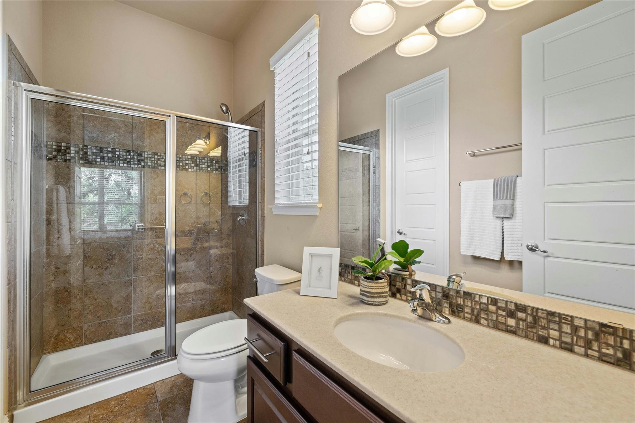 3305 Mossy Grove Ct Property Photo 22