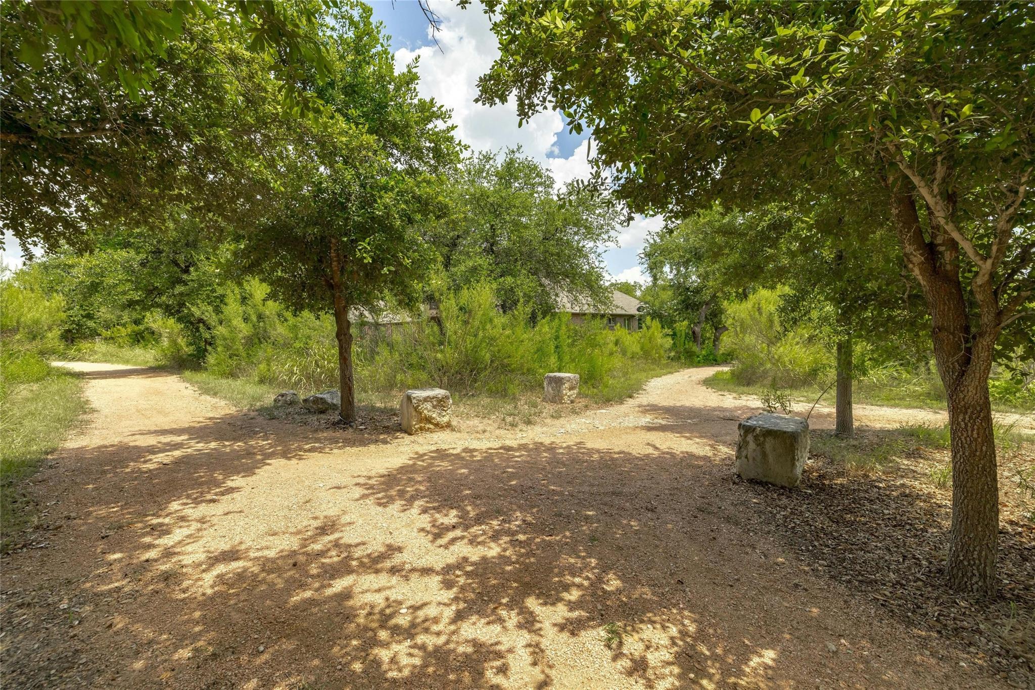 3305 Mossy Grove Ct Property Photo 31