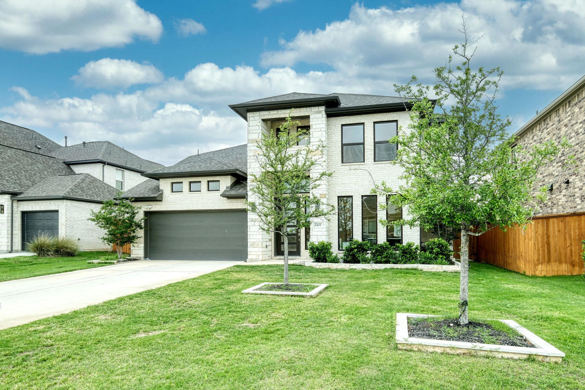 1401 Mulberry Oak Ln Ln Property Photo 1