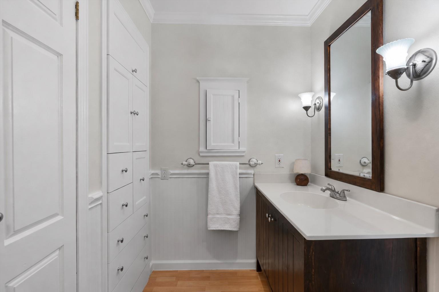 8605 Primrose Ln Property Photo 13