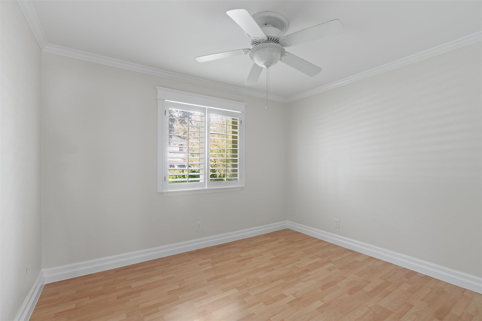 8605 Primrose Ln Property Photo 18
