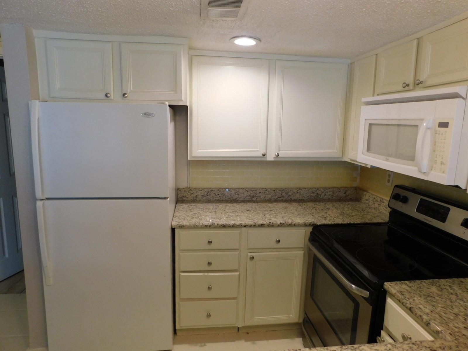 805 Paisley Dr #11 Property Photo 3