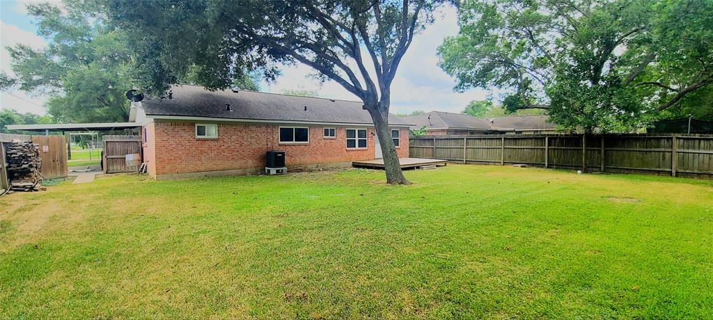 302 Tiegs St Property Photo 16