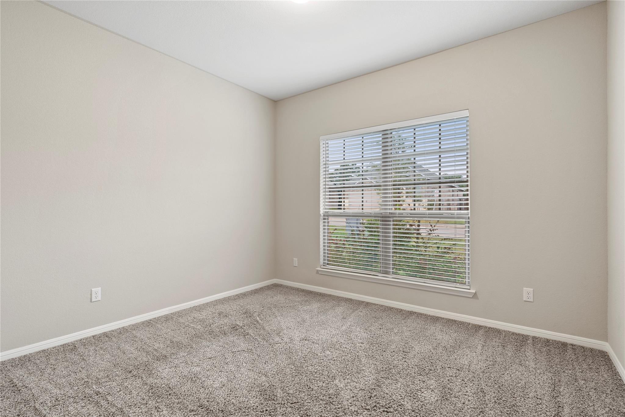 244 Scenic Hills Cir Property Photo 5