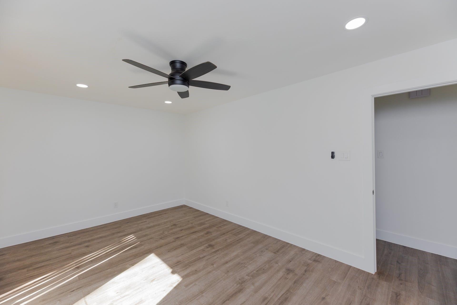 8405 Georgian Dr Property Photo 24