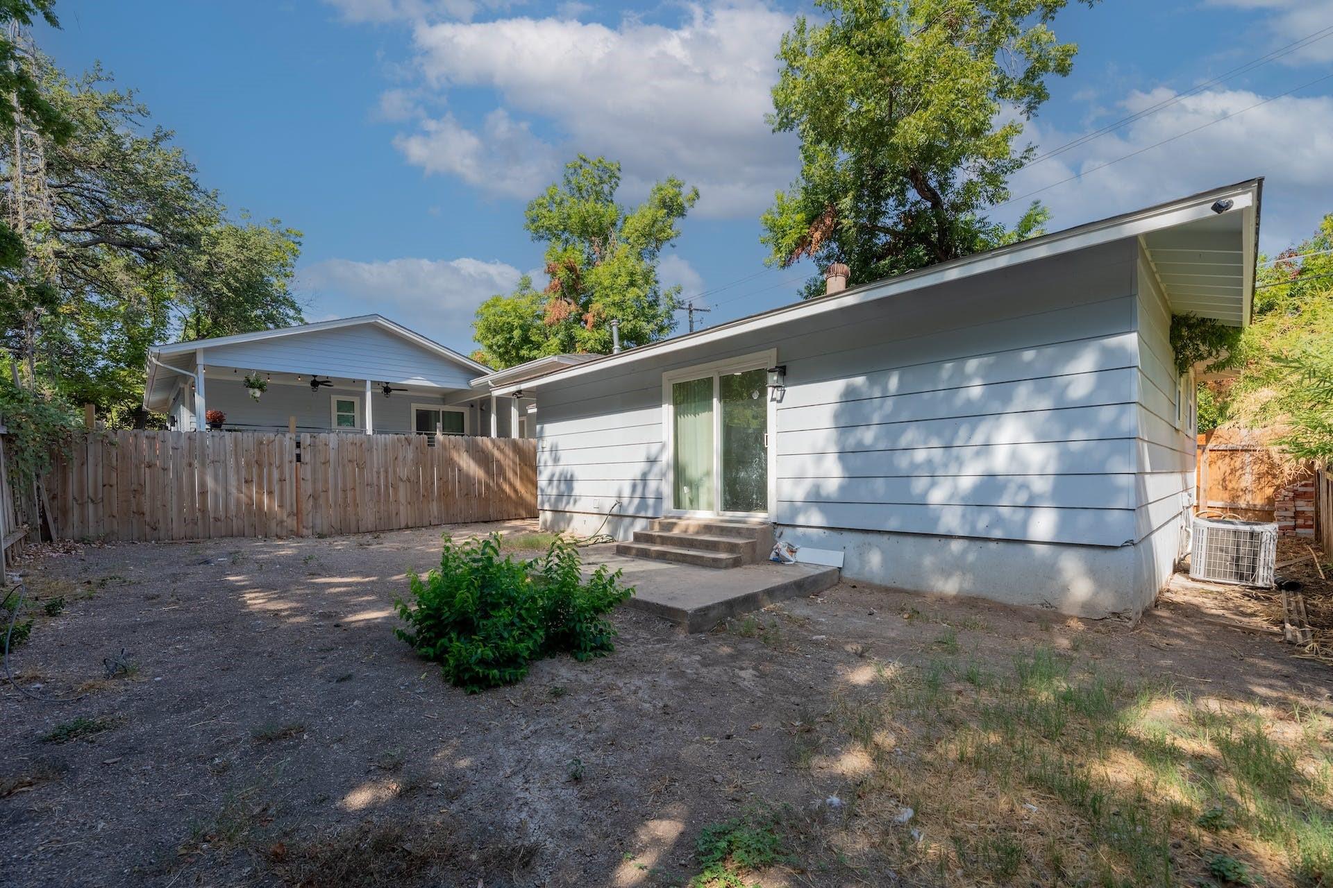 8405 Georgian Dr Property Photo 33