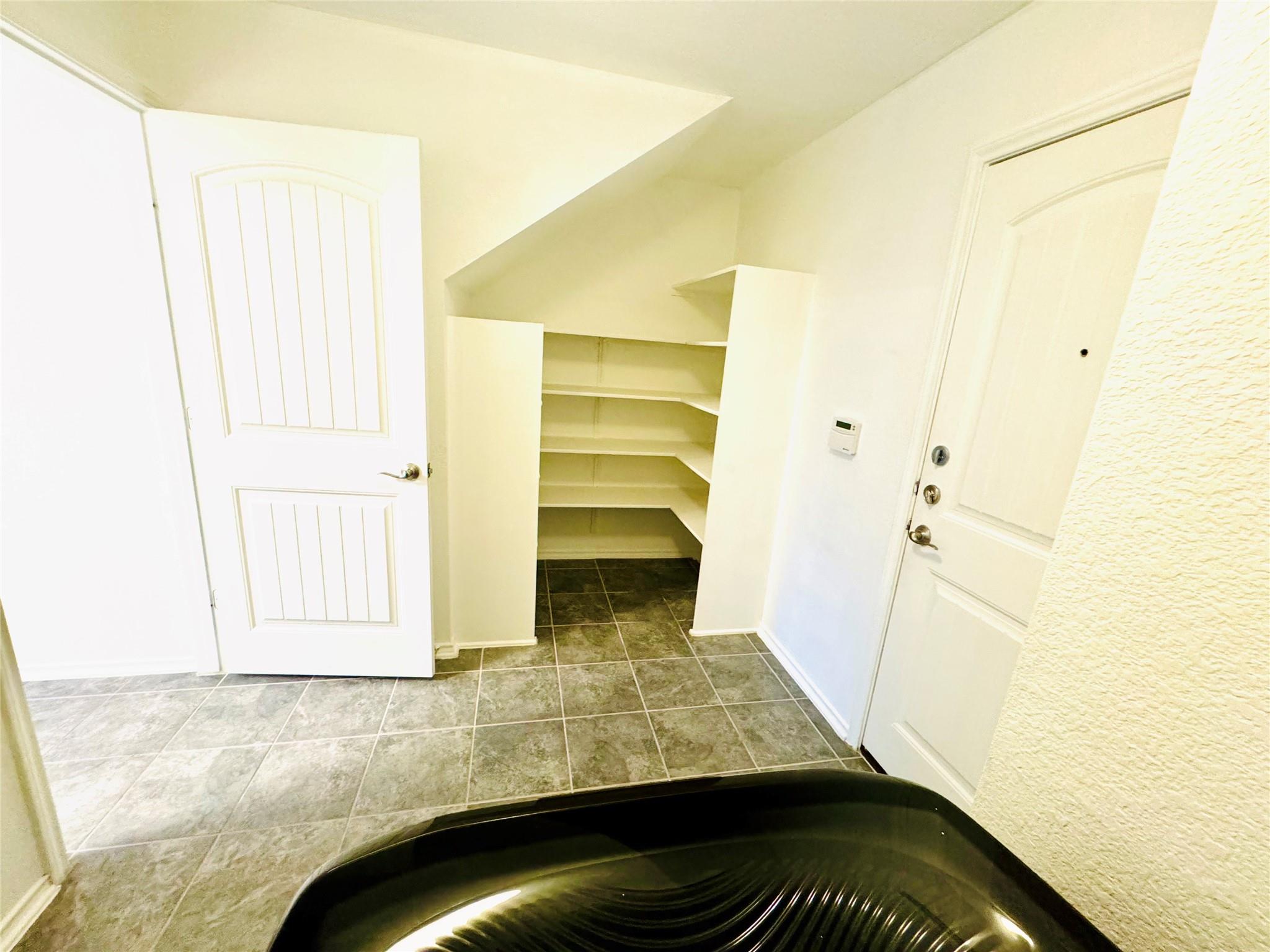 6209 Minnoch Ln Property Photo 10