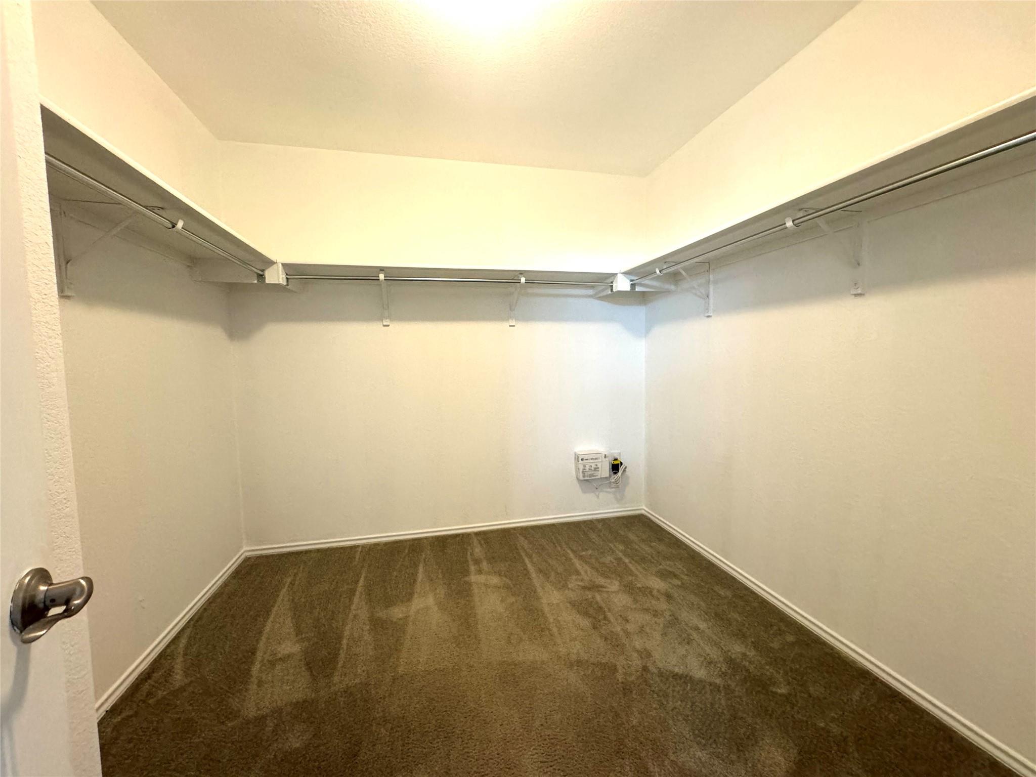 6209 Minnoch Ln Property Photo 14