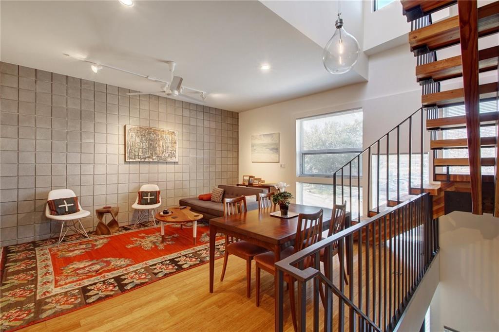 502 W 55th St #3 Property Photo 8
