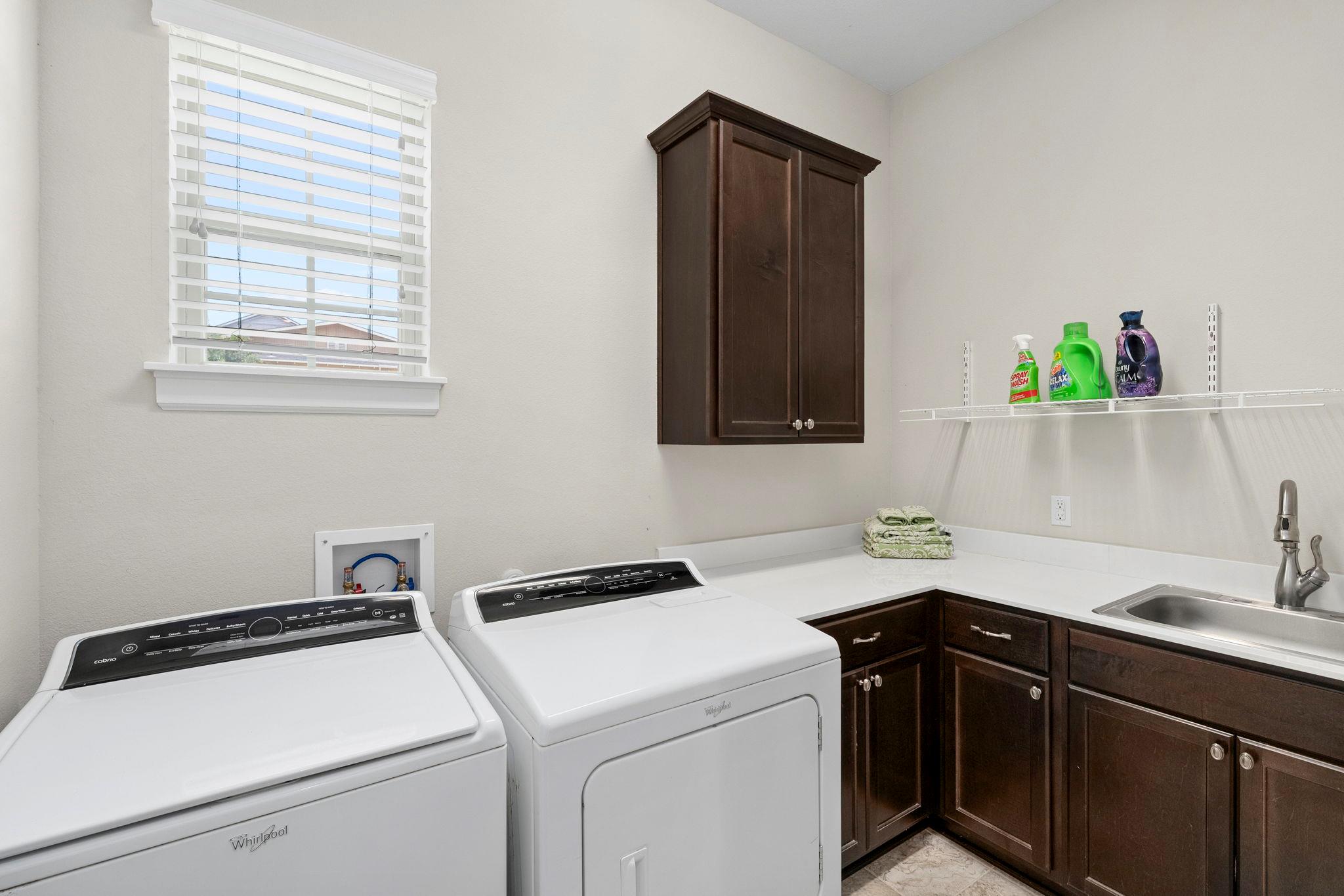 249 Hopping Peach St Property Photo 17