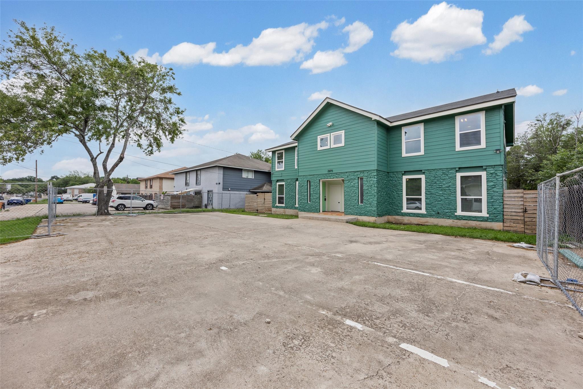 2615 Ektom Dr #c Property Photo 2