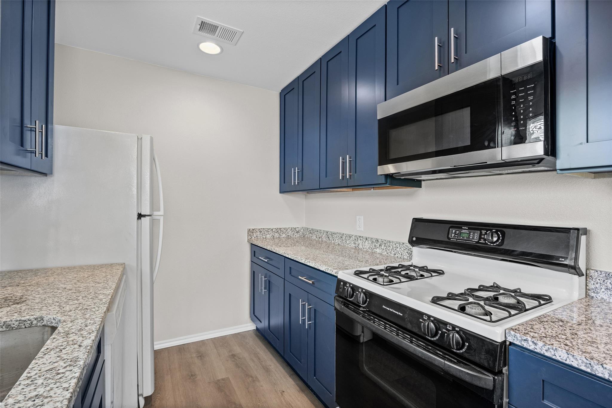 2615 Ektom Dr #c Property Photo 6