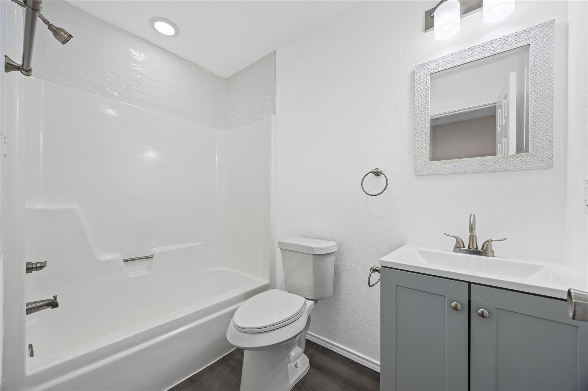 2615 Ektom Dr #c Property Photo 15