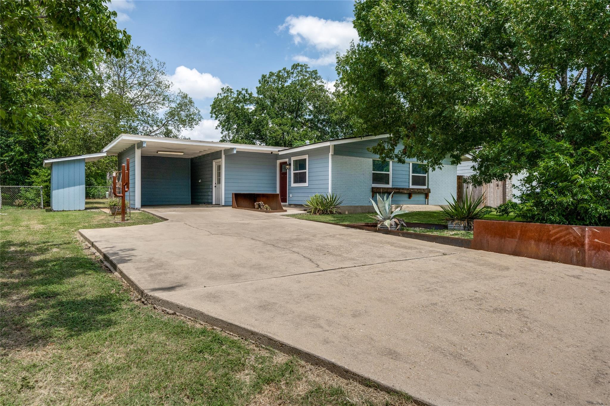 3982948 Property Photo 1