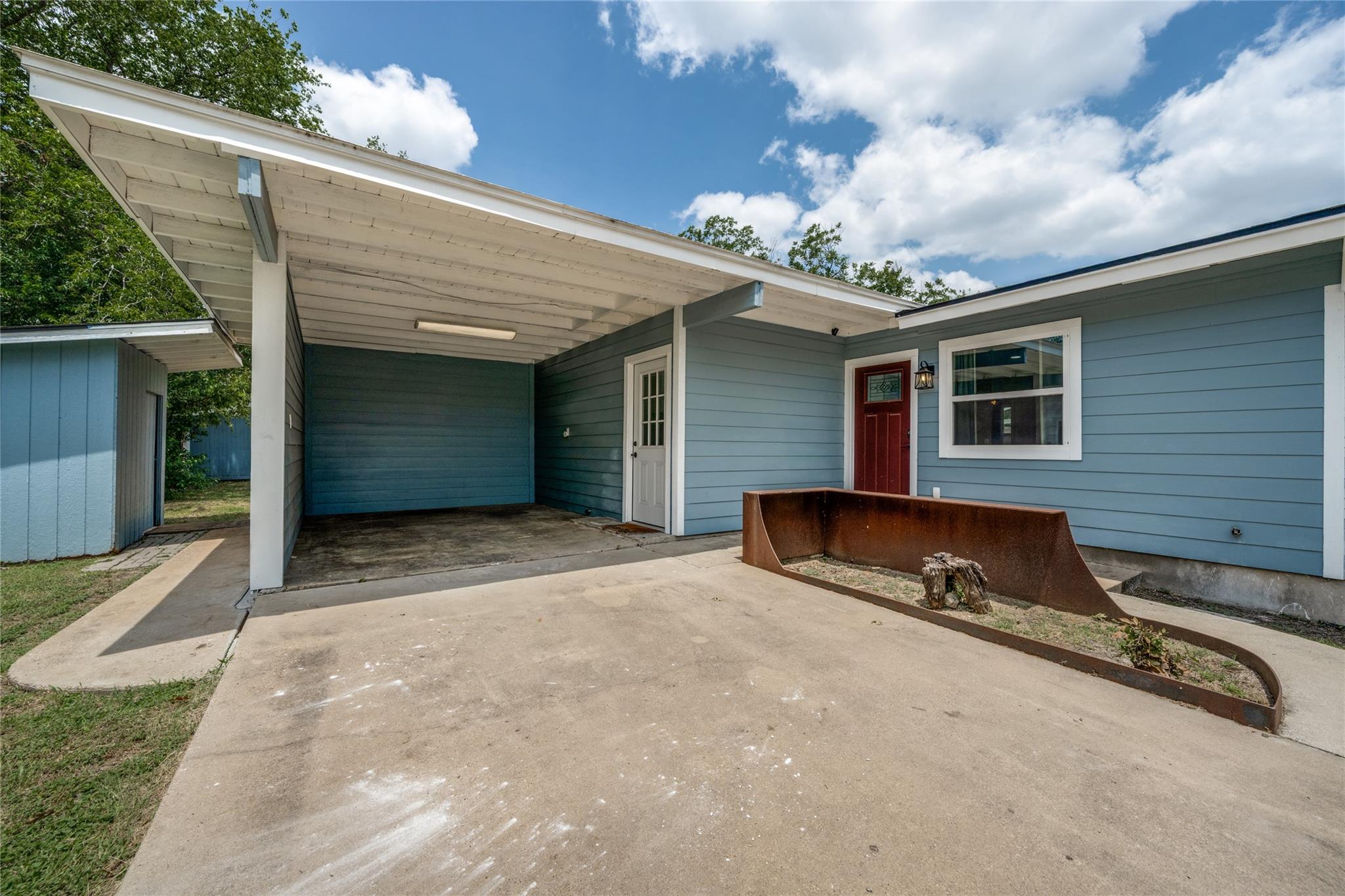 3982948 Property Photo 3