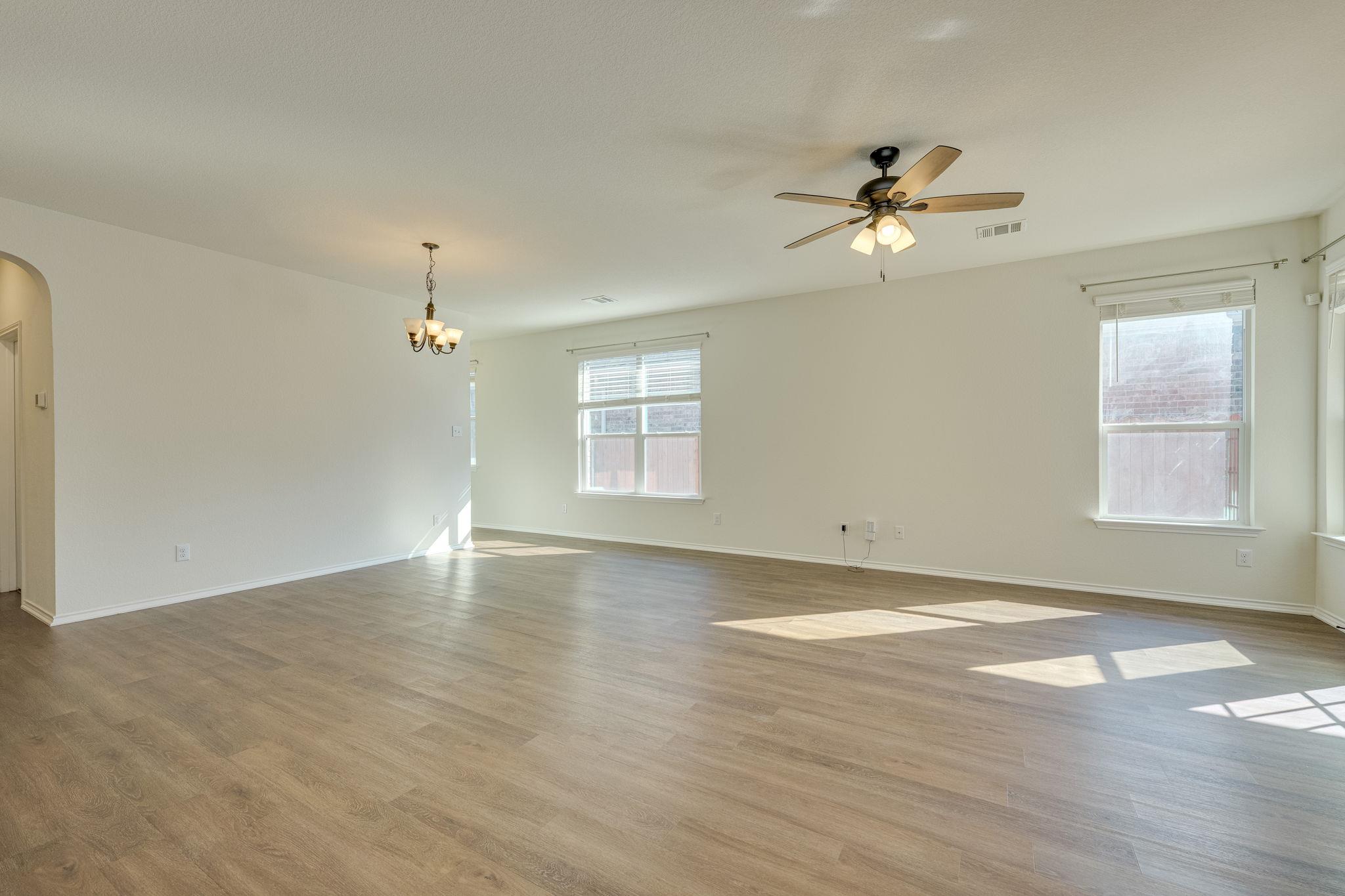 17006 Gibbons Path Property Photo 14
