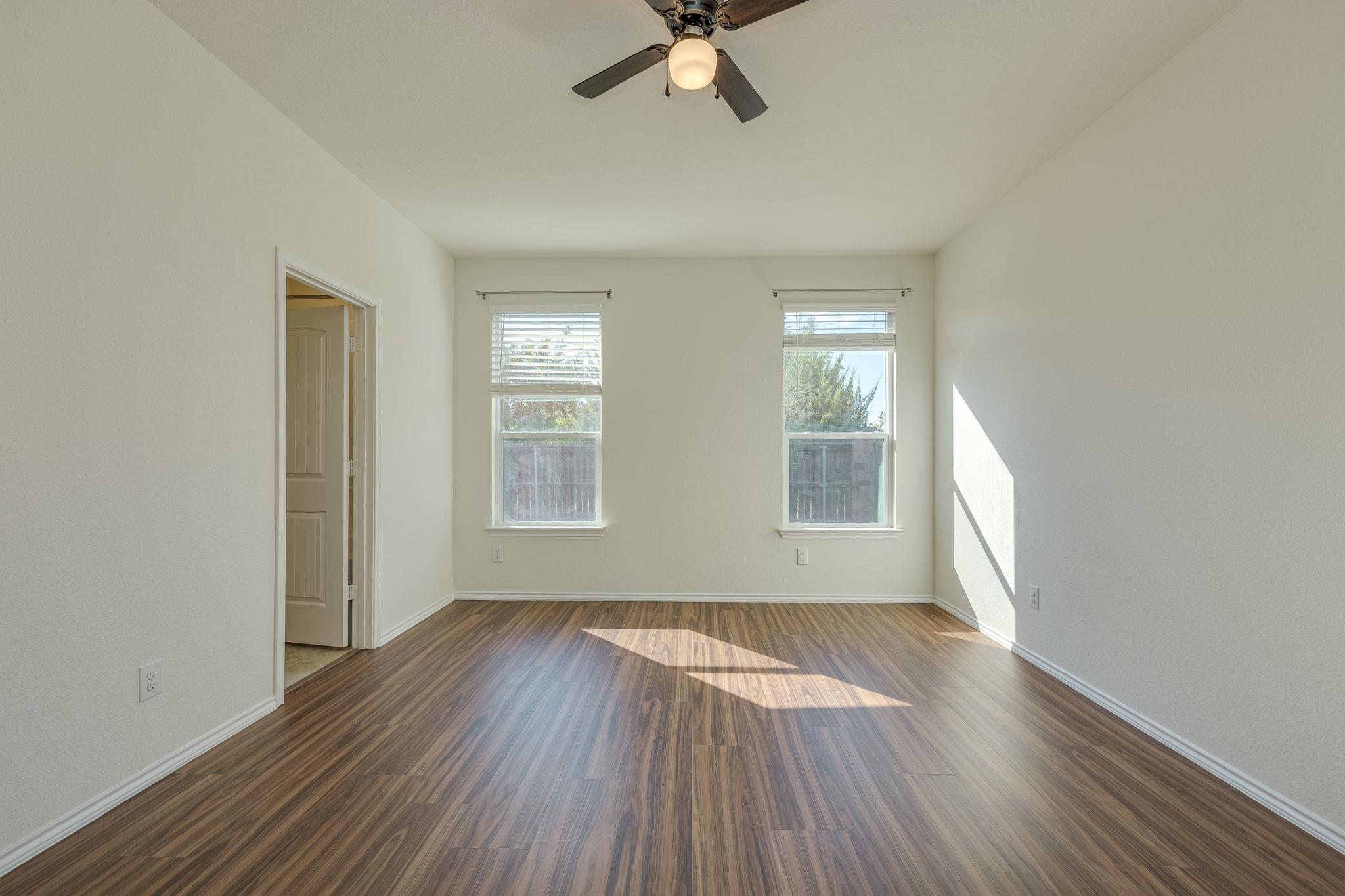 17006 Gibbons Path Property Photo 15