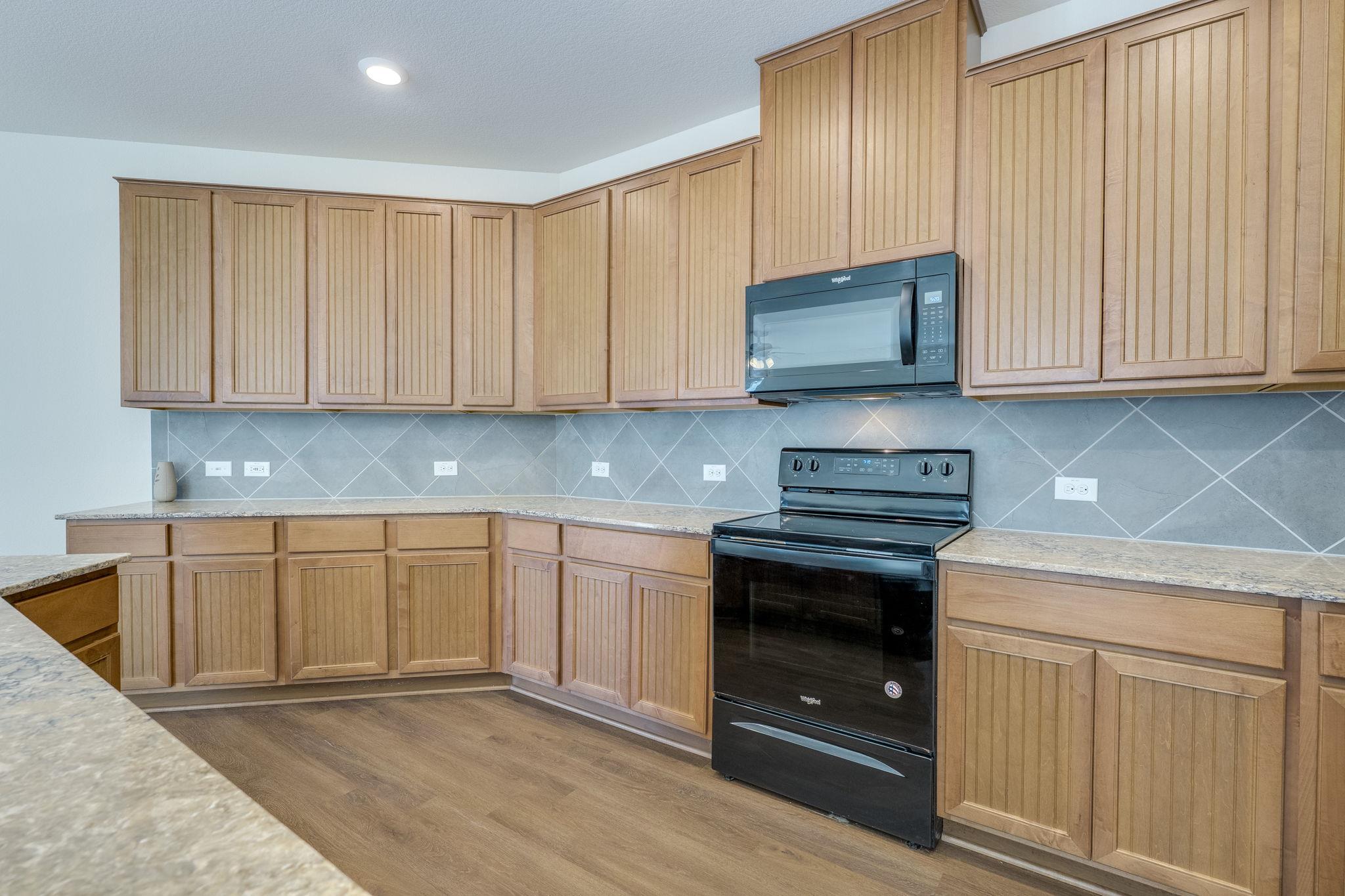 17006 Gibbons Path Property Photo 34